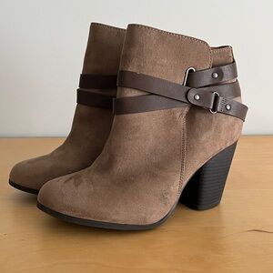 Torrid Brown Ankle Booties with Buckle Detail 8.5W